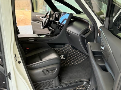 Toyota Alphard 2024 ស្លាកលេខ