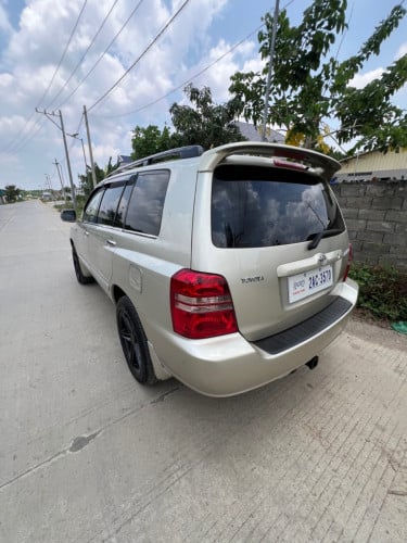 Toyota Highlander 2002 P1 V4 ឡានថ្មី