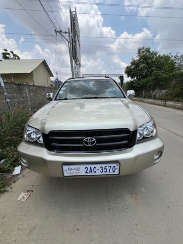 Toyota Highlander 2002 P1 V4 ឡានថ្មី