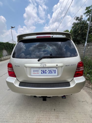Toyota Highlander 2002 P1 V4 ឡានថ្មី