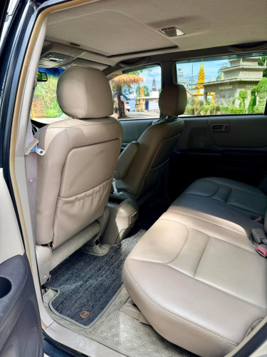 Toyota Higlander 2002 ប៉ុង2 បើកតំបូល V6