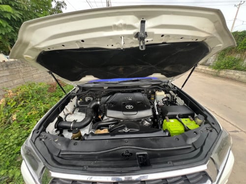 Toyota Land Cruiser 2008 up 2021 ក្រៅក្នុងចចារបាន