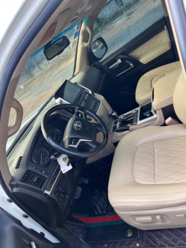 Toyota Land Cruiser 2008 up 2021 ក្រៅក្នុងចចារបាន