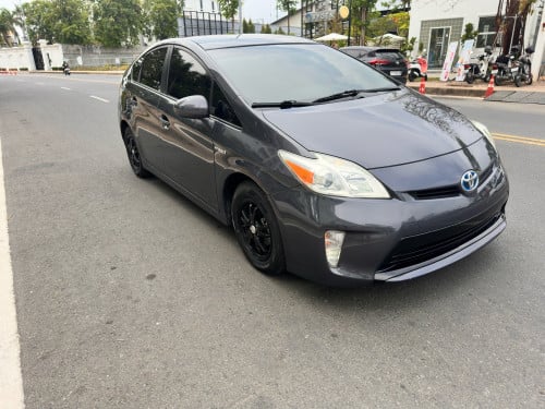 Toyota Prius 2013 Option 3 Solar