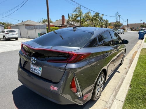 Toyota Prius Prime Full Premium 2017 ឡាន​កាលី​ ទឹក​ថ្នាំ​សុីន​មួយ​ជុំ​