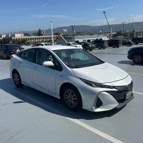 Toyota Prius Prime Full XLE 2021 ឡាន​ស្អាត​ សាច់​ដែក​ថ្មី​ណាស់​
