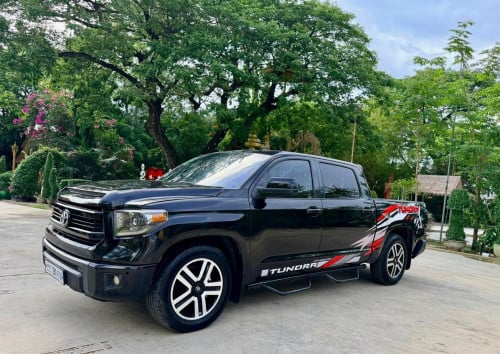 Toyota Tundra 2007 ឡើង 2014 សាំង + ហ្គាស
