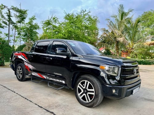 Toyota Tundra 2007 ឡើង 2014 សាំង + ហ្គាស
