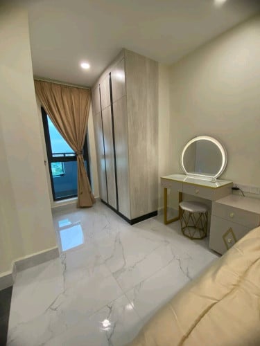 UK 2បន្ទប់ លក់បន្ទាន់ខ្លាំង