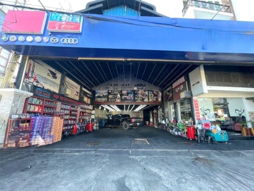 Urgent Commercial Property for Sale in Boeng Tumpun 1!