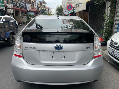 Urgent sale Toyota Prius 2011 option3 new tax paper