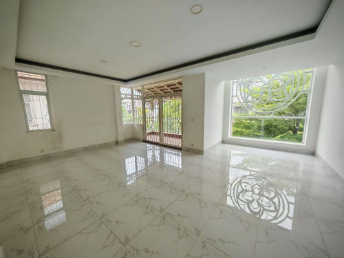 Villa Queen for rent in Borey Orkide the royal along street 2004
