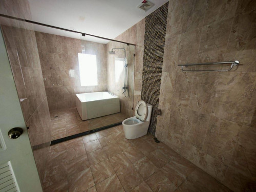 Villa Queen for rent in Borey Orkide the royal along street 2004