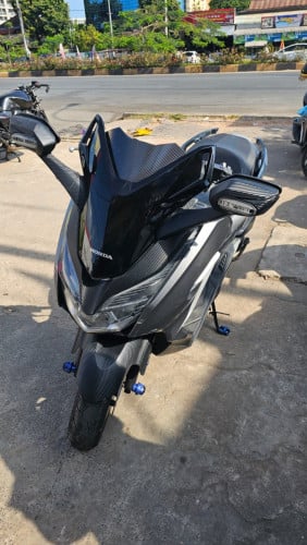 ត្រូវការលុយដណ្ដឹងប្រពន្ធ