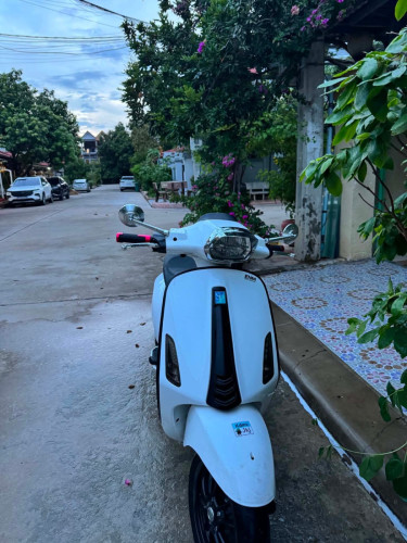 ម៉ូតូសំរាប់លក់ ម្ចាស់ដេីម