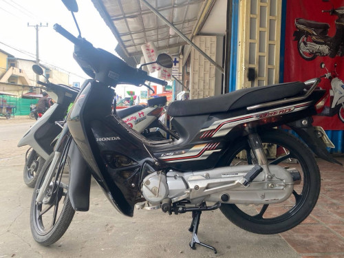ម៉ូតូលក់