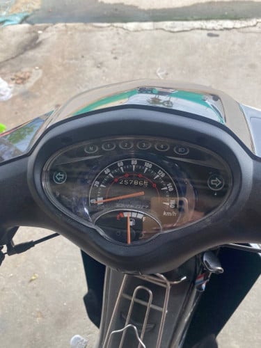 ម៉ូតូលក់