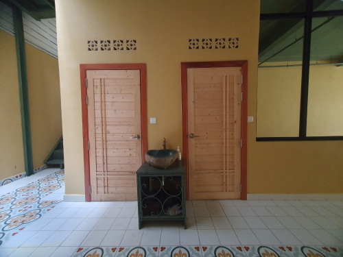 ហាងថ្មីសម្រាប់ជួល ស្ថិតនៅទួលទំពូងជិតសាលារៀនអរន្តជាតិជាច្រើន