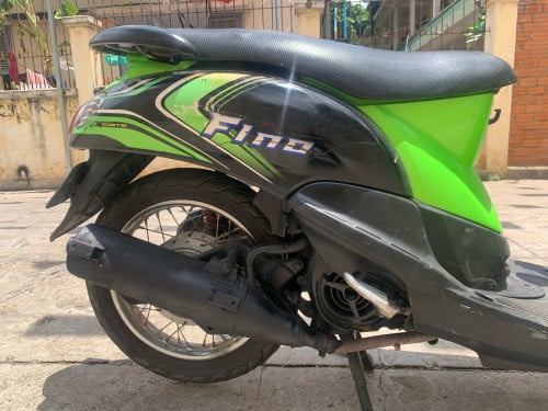 ម៉ូតូលក់​