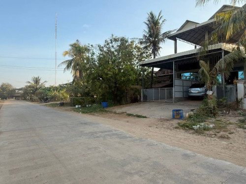 ដីផ្ទះលក់​ រឺ​ ជួល