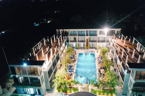 ផ្ទះសំណាក់ សណ្ឋាគារ ប៊ូទីក