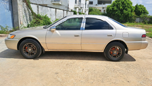 ដំណឹងលក់ឡានស្អាត​