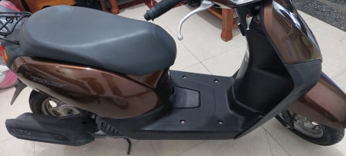 ម៉ូតូសានុំ