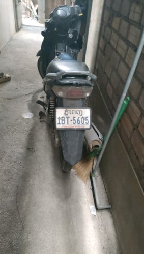 ឆ្នាំ 013​លក់​