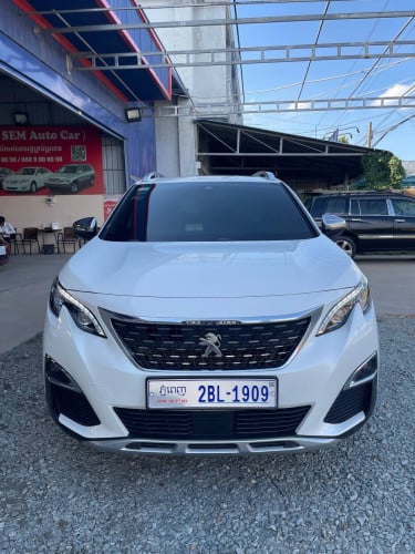 មានសេវាកម្មបង់រំលស់100% បង់120$-250$🚗Peugeot  3008  2020 Full option កាត់ពីម្ចាស់ដើម