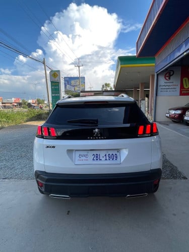 មានសេវាកម្មបង់រំលស់100% បង់120$-250$🚗Peugeot  3008  2020 Full option កាត់ពីម្ចាស់ដើម