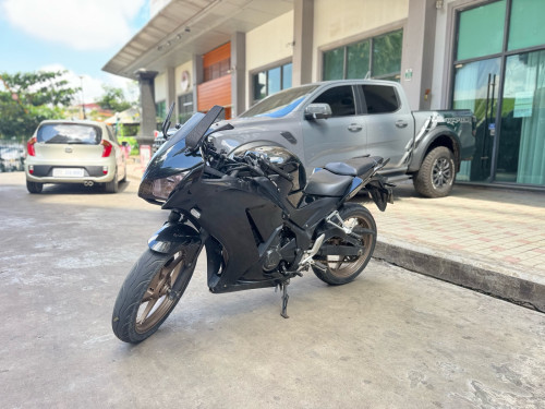 ម៉ូតូកលក់ឯកសារគ្រប់ តម្លៃ 1080$