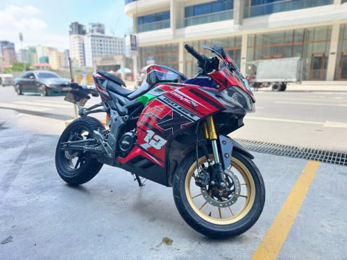 ម៉ូតូលក់ 1100$