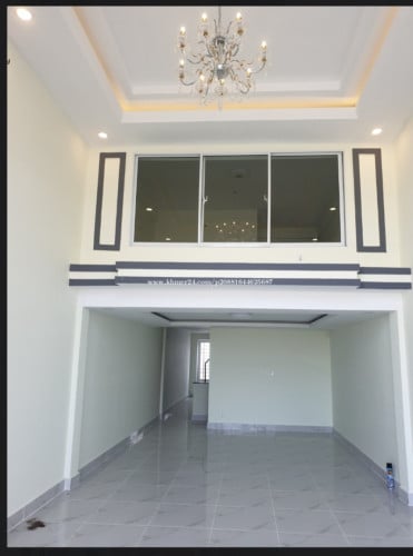 ផ្ទះលក់ជាប់ផ្លូវរដ្ឋ30m
