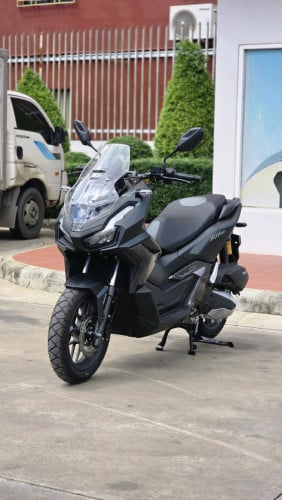 តំលៃ 4880 💵ថ្មីកេស សាង