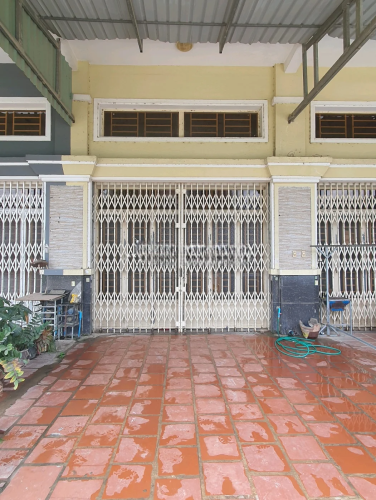 ផ្ទះជួល នៅជិតផ្សារសារឿន ជិតសារមន្ទីរជើងឯកចំណាយពេលត្រឹម 5 នាទីទៅ AEON 3