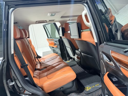 លក់​ 570 017 super Sport full option អារ៉ាប់​ ម្ចាស់ដេីម​ផ្ទាល់​ទិញ​ថ្មី​ខ្លាញ់​គោ
