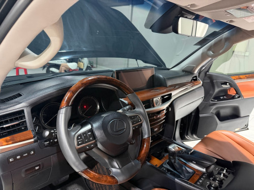 លក់​ 570 017 super Sport full option អារ៉ាប់​ ម្ចាស់ដេីម​ផ្ទាល់​ទិញ​ថ្មី​ខ្លាញ់​គោ