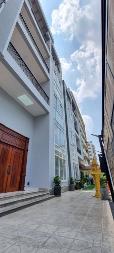 អាគារសម្រាប់ជួល/ Building for Rent (New) ផ្លុវ135 កែងផ្លូវ476 ទីតាំង៖នៅទួលទំពូងទី១ ខណ្ឌចំការមន