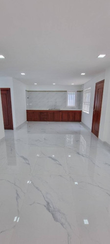 អាគារសម្រាប់ជួល/ Building for Rent (New) ផ្លុវ135 កែងផ្លូវ476 ទីតាំង៖នៅទួលទំពូងទី១ ខណ្ឌចំការមន