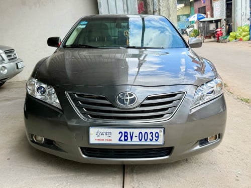 ឡានលក់ Camry 07 XLE full option ពេញ ក្នុងលឿង មានកំដៅកៅអី ពណ៌ប្រផេះ