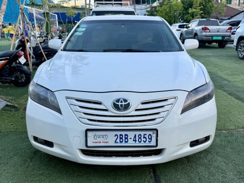 ឡានលក់ Camry 07 XLE full option ពេញ ក្នុងលឿង មានកំដៅកៅអី ពណ៌ស