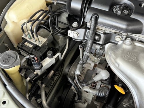 ឡានលក់ Camry 07 XLE full option ពេញ ក្នុងលឿង មានកំដៅកៅអី ពណ៌ស
