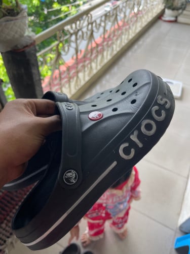 ស្បែកជើង Crocs "CROCS LAB"