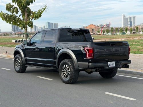 ឡានលក់ ford f150 raptor 019 lobo