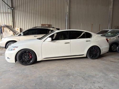 បូម​ GS300 លេង​ទាប​ ល្មម​ស្អាត​