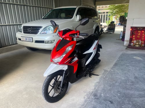 លក់Honda Beat 024 ម៉ូតូនៅសាណុំ ម្ចាស់ដេីម