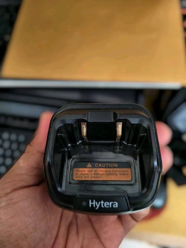 វិទ្យុទាក់ទង់ ម៉ូឌដែល Hytera (មួយទឹក)
