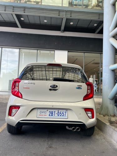 ខ្ញុំចង់លក់ឡាន Kia 2018 ម្ចាស់ដេីម 0966666866