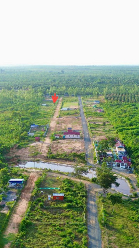 ដីលក់​ (Land for sale)