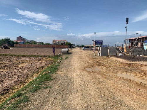 ដីលក់/Land for Sale ទីតាំង: សង្កាត់គោករកា ខណ្ឌព្រែកព្នៅ Location: Sangkat Kouk Rokar, Khan ព្រែកព្នៅ